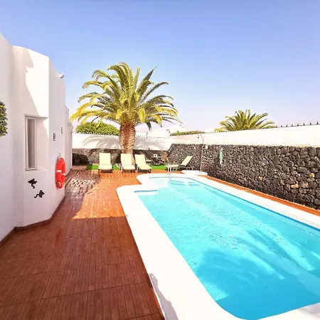 Oliveira By Buenavilla *