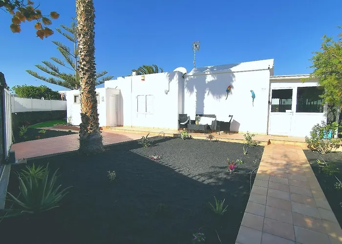 Oliveira By Buenavilla Puerto del Carmen (Lanzarote)