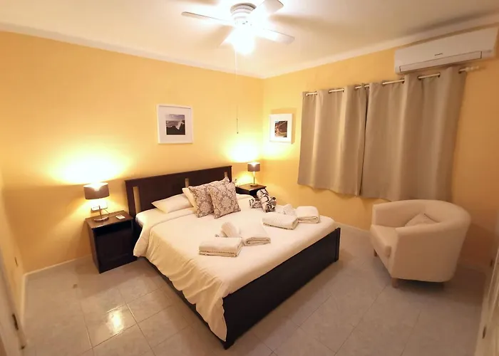 Villa Oliveira By Buenavilla